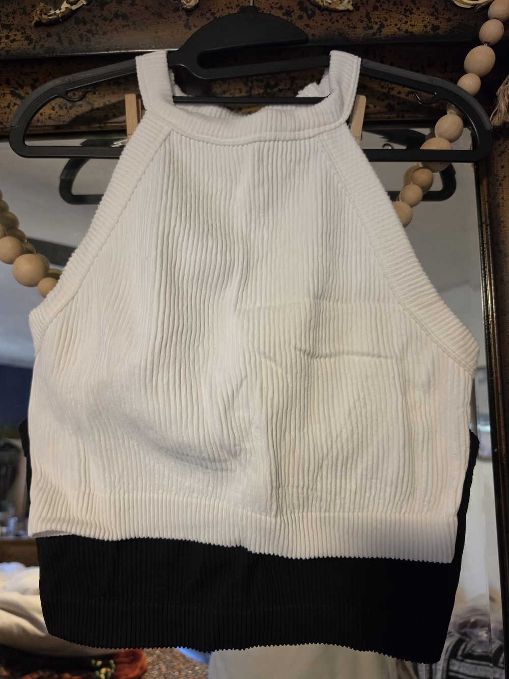 aerie Bundle White and Black Ribbed Crop Top